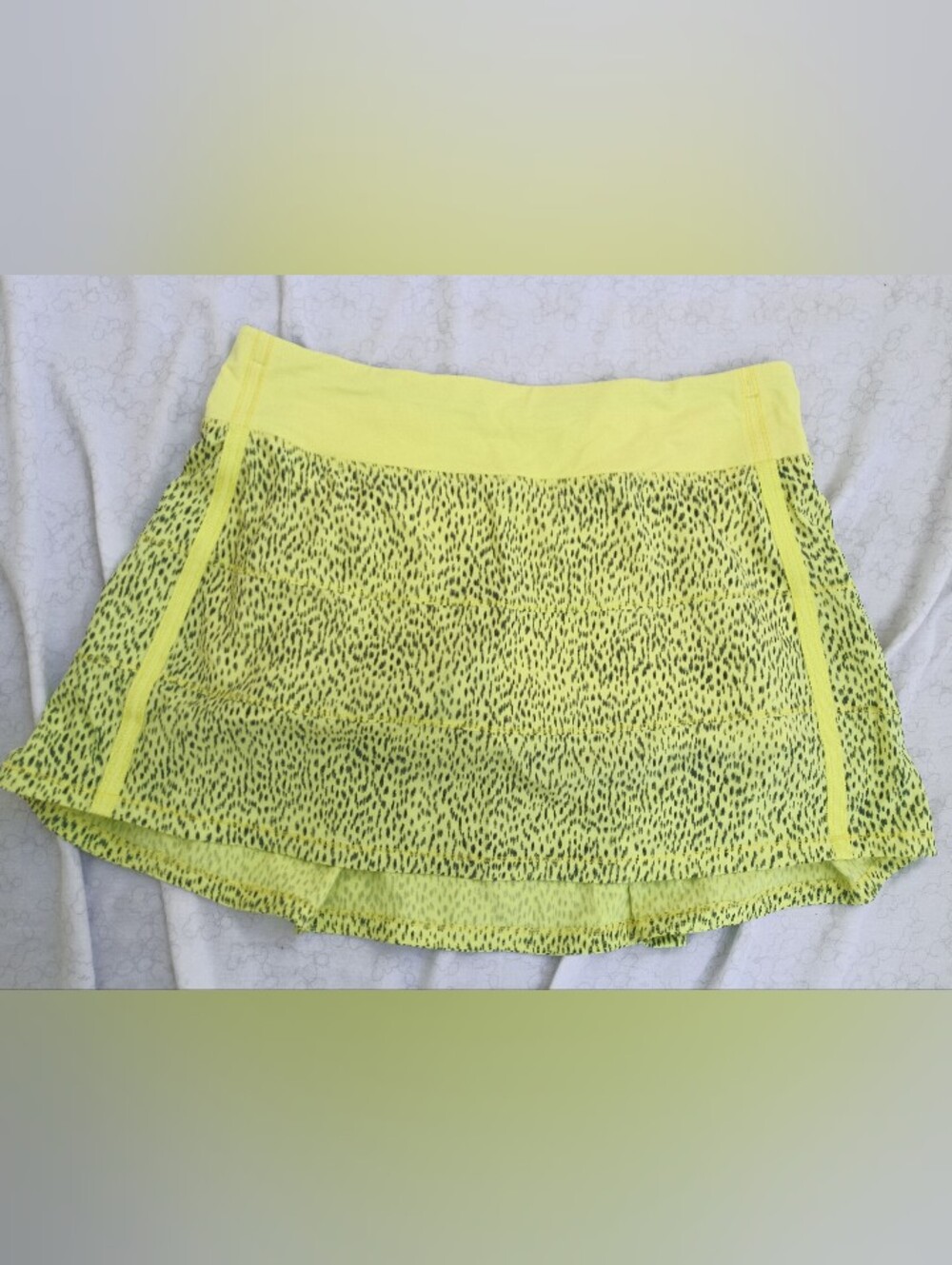 Lulu Pace Rival Skirt II 4-Way Stretch Tall Size 8